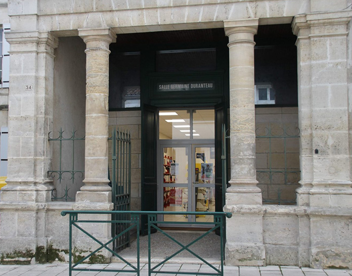 Bibliothèque de Baignes